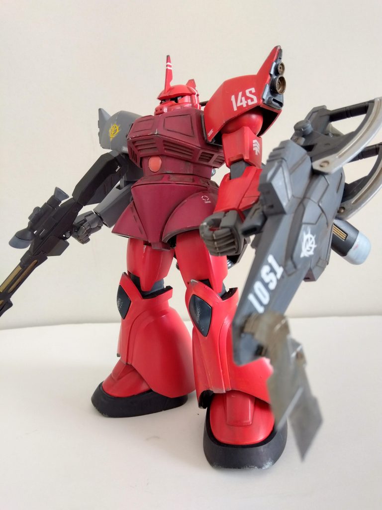 通常のシールドの他に、ガンプラバトルアームアームズやビルダーズパーツのMSグランドを使用して近接戦闘用シールドを作ってみました。