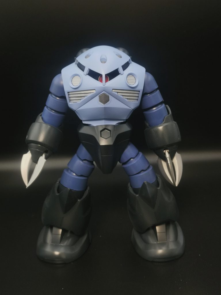 シャア専用ズゴックを自己解釈した一般仕様へと塗装しております。