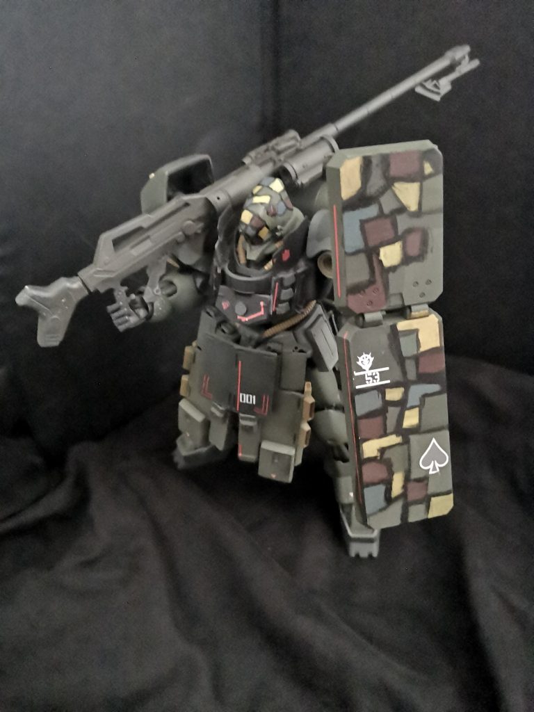 長物としてはロングビームライフルを作成しました。元ネタはドイツ軍の機関銃です。