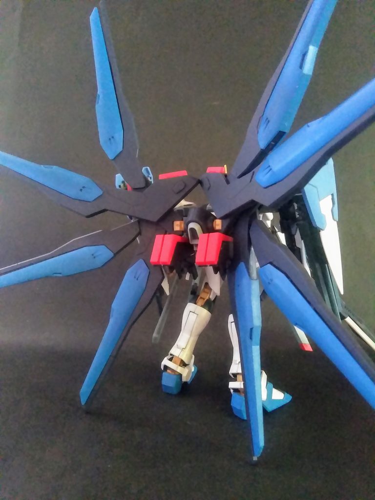 トコロで皆様この子の名前の元ネタと成る 😚「スーパー フリーダム ガンダム」ってご存知ですか❓🧐