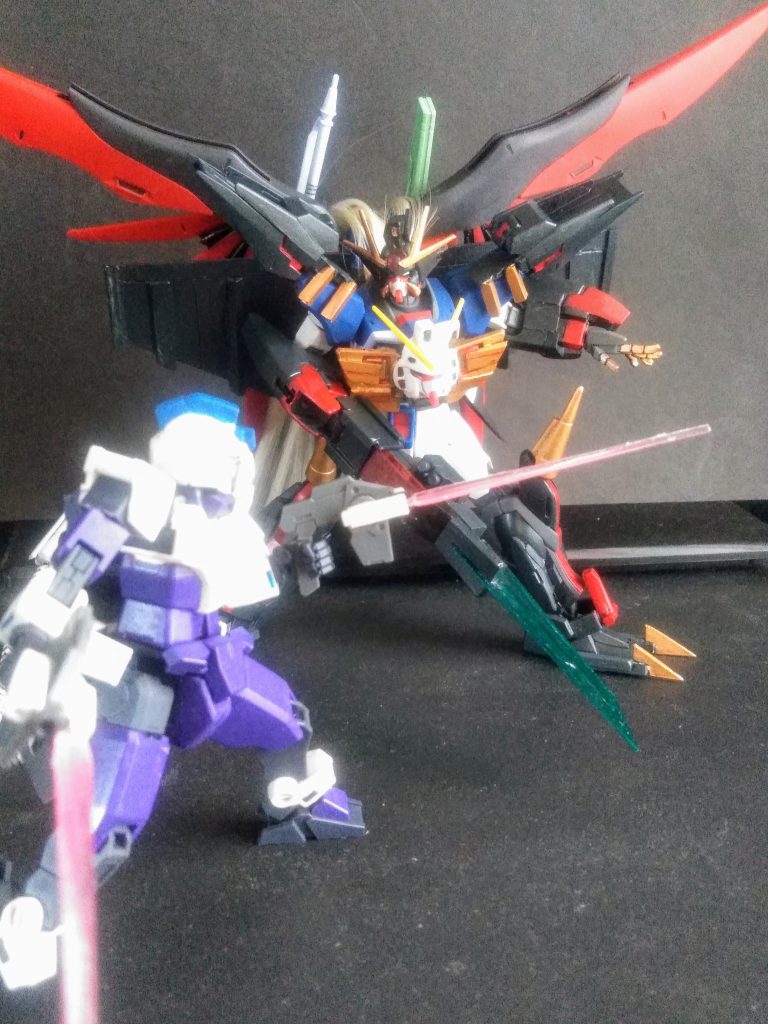 ｢｢駕慈獲繼莵通璢❗❗(がじぇっと つーる)｣｣｢ジェネシック・シルエット｣のバックパック｢駕慈獲繼莵 我雄ー(がじぇっとがおー)｣の頭部~頸部に相当する尾部を分割、変形させて腕部に装着することで使用可能。｢｢羽射撫斧❗❗(うぃる ないふ)｣｣｢志士王訝意(ししおうがい)の我雄ー武連素(がおーぶれす)｣に内蔵されていた同名の装備の原型。｢自慰須屯(じいすとーん)｣と同じ緑の結晶状の刀身を持ち、使用者の意志に感応し切れ味を変化させ、対象を空間ごと切断する。Σ(￣ロ￣lll)