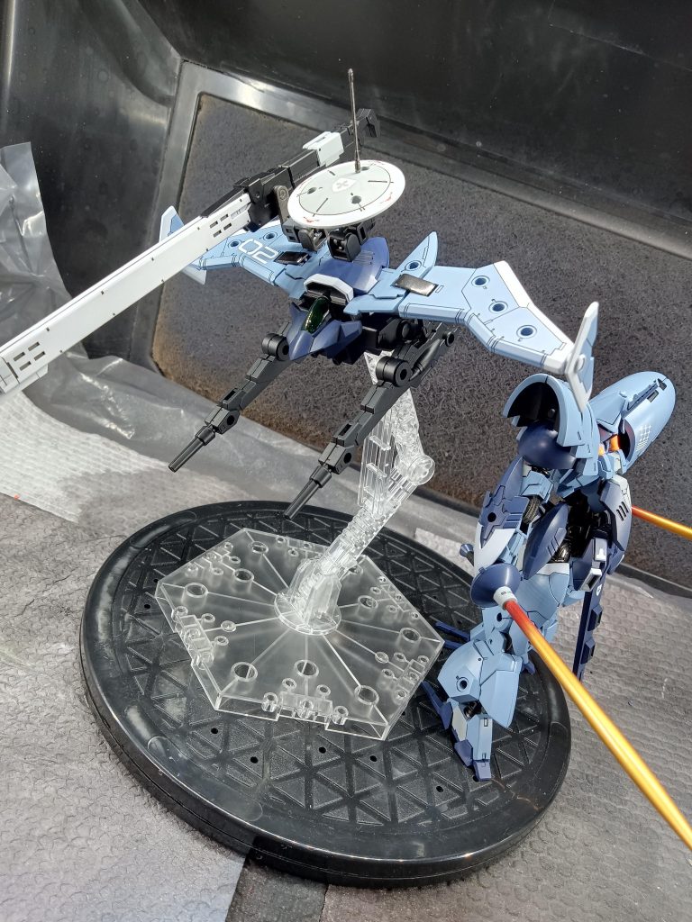 無人機の操作も無線機能を強化しているのである程度の距離まではラジオコントロールも可能ですw