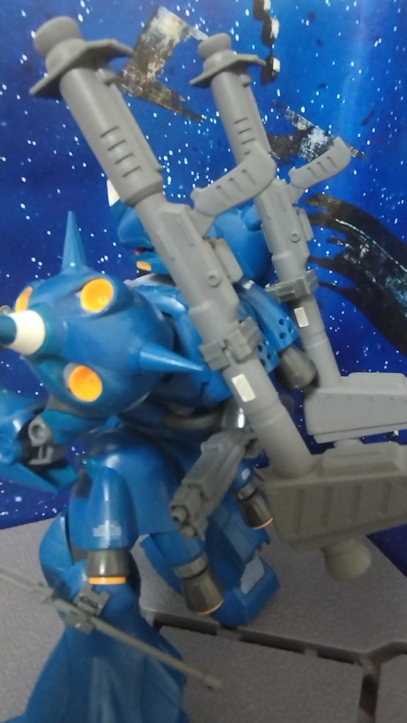 肩も角もデカールを貼りました。一応塗ってあるのですが、その上からデカール貼りました。( ´∀`)発色良くなりました。