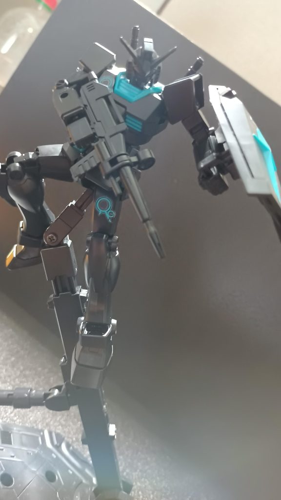 EGって初めて買ったのですが、昔のHGより関節の可動範囲が大きいのと可動部分が多いのでいろんなポージングができるんですね!技術の進歩は凄い!ヽ(=´▽`=)ノご覧いただき有難うございましたヽ(=´▽`=)ノ