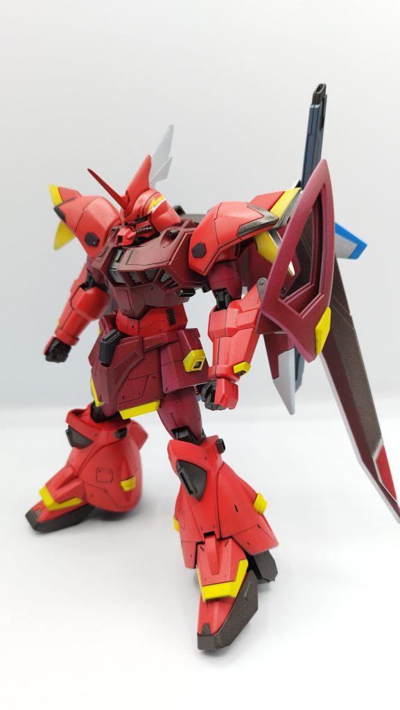 基本塗装は、参考色メインに。ファイアーバルキリーを意識してイエローを塗装してます。