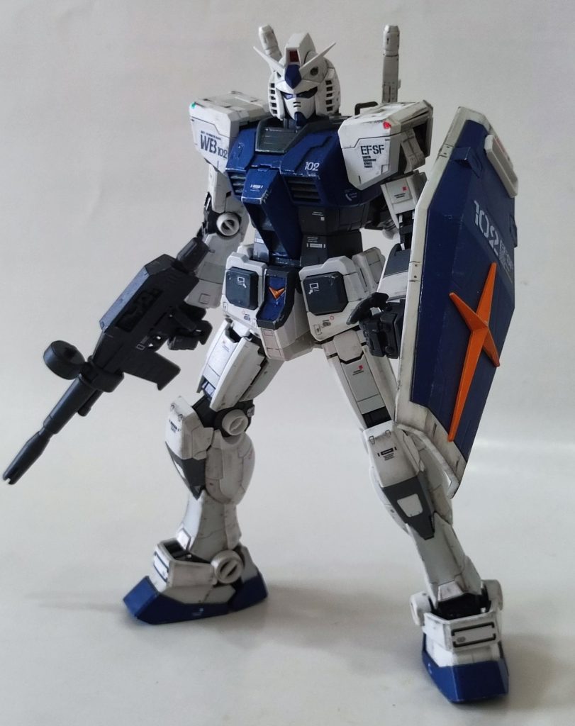 シンプルな武装形態。見慣れてるスタイルなので、これはこれでしっくりきます。