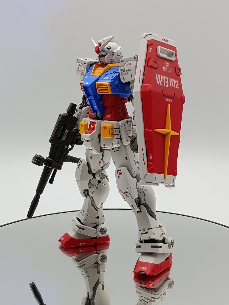 ｢こ、こいつ、動くぞ！｣ RG ガンダム Ver2.0–3枚目/制作者：arata