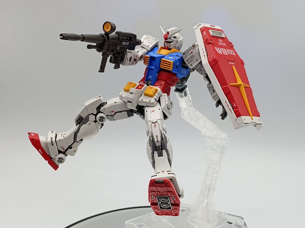 ｢こ、こいつ、動くぞ！｣ RG ガンダム Ver2.0–9枚目/制作者：arata