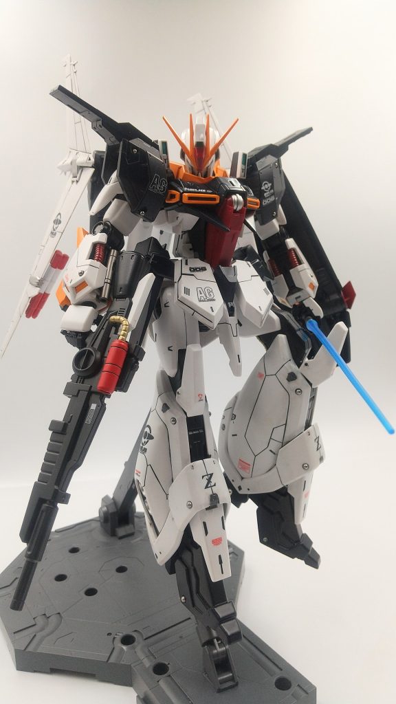 少し工夫したかったので、Zガンダムver.KAのデカールも使用しました。