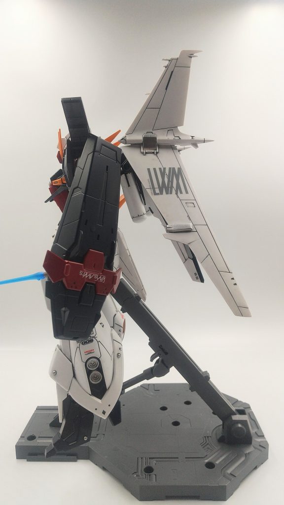 サイドからです。