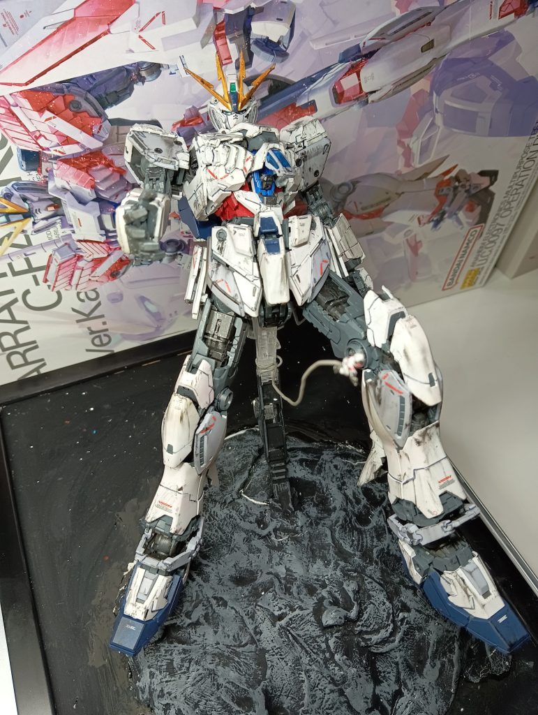 初めてのジオラマ制作にしてはまぁよく出来たかな?もし良かったらアドバイス頂けるとうれしいデス!では、また皆さんと会えることを楽しみに待ってます!(追伸…気まぐれ投稿なので、いつ投稿するか、わかりません💦)ありがとうごさいました!(´▽`)