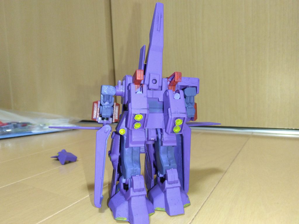 うしろから右肩が吹っ飛びました大きさが小さいのが少し残念ポイントです