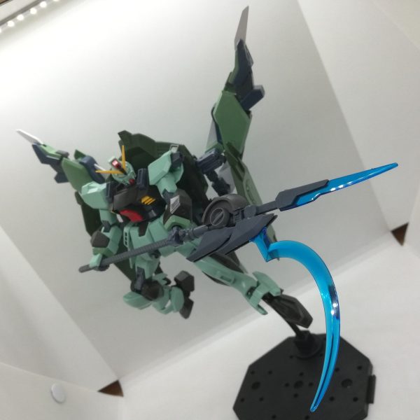 フォビドゥンガンダム　ヤクト