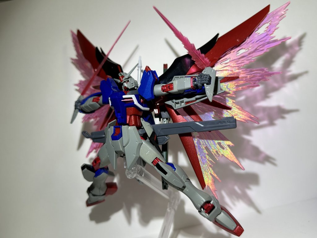 フラッシュエッジのビーム刃は迫力重視でRGの物を加工して取り付け