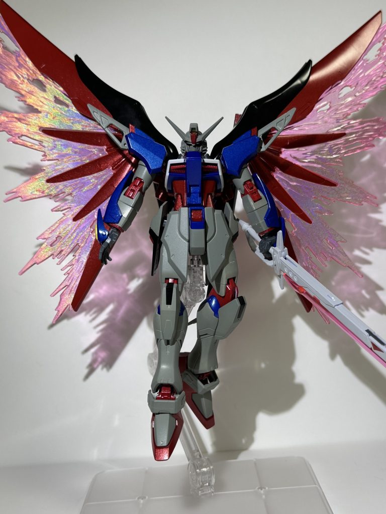 劇中でブラックナイツ4機をほぼ単騎で相手取り、翻弄、圧倒していた姿がすごく印象に残っている