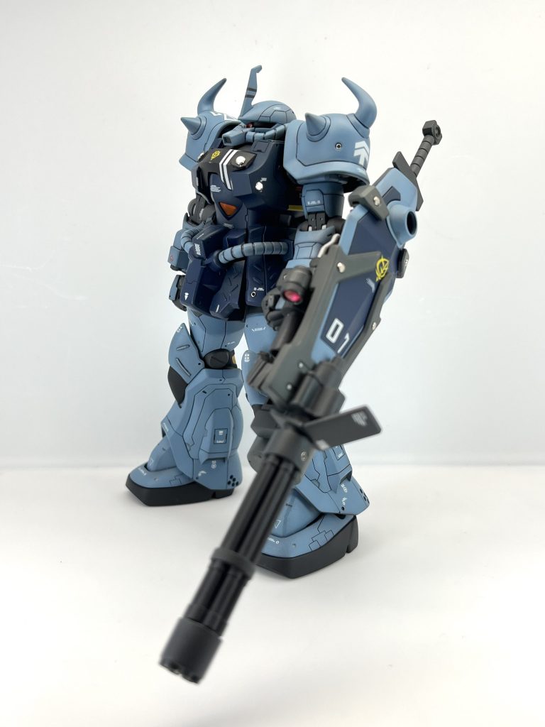今作はわたしの作品には珍しくガトリングシールドを装備させてみました。なるべくプレーンなグフカスタムを目指して作製したつもりです。