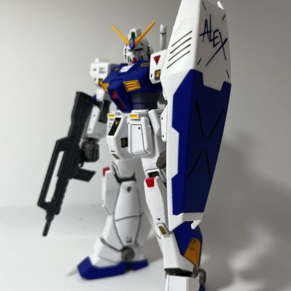 HGUC ガンダム NT-1 ALEX / ガンプラ 完成品 HG ガンダムNT-1 アレックス 制作レビュー3-完成編- | グラナダ