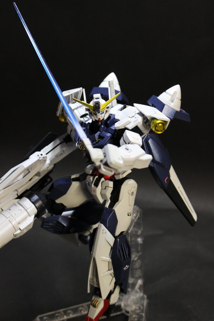 ビームサーベル抜刀もうちょっと別の塗装法があったかな、と反省次の課題です…