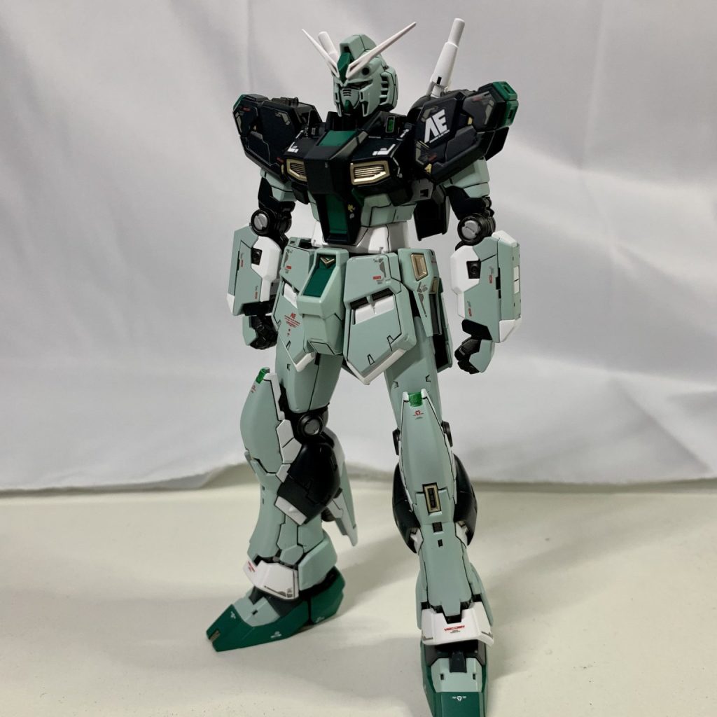 ガン消し 量産型ニューガンダム ファンネルとインコム