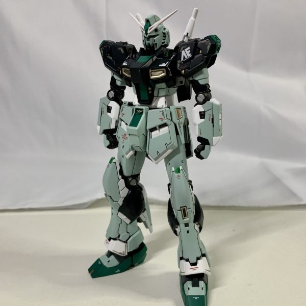 量産型νガンダム 初期評価試験機