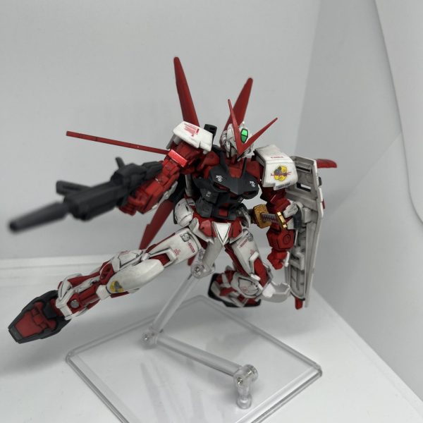 ガンダムアストレイレッドフレーム (フライトユニット装備)