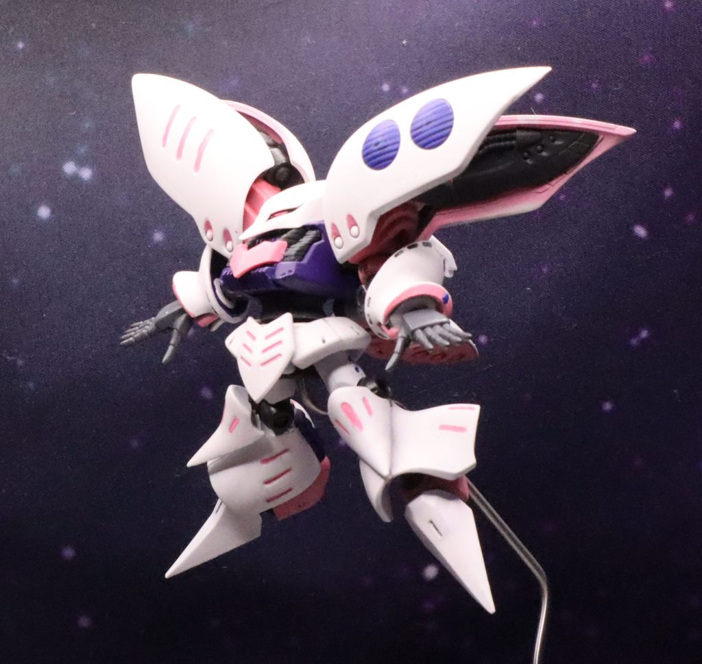 そのままでかっこいいので改造はほぼなしです。モノアイを少し大きくしています。