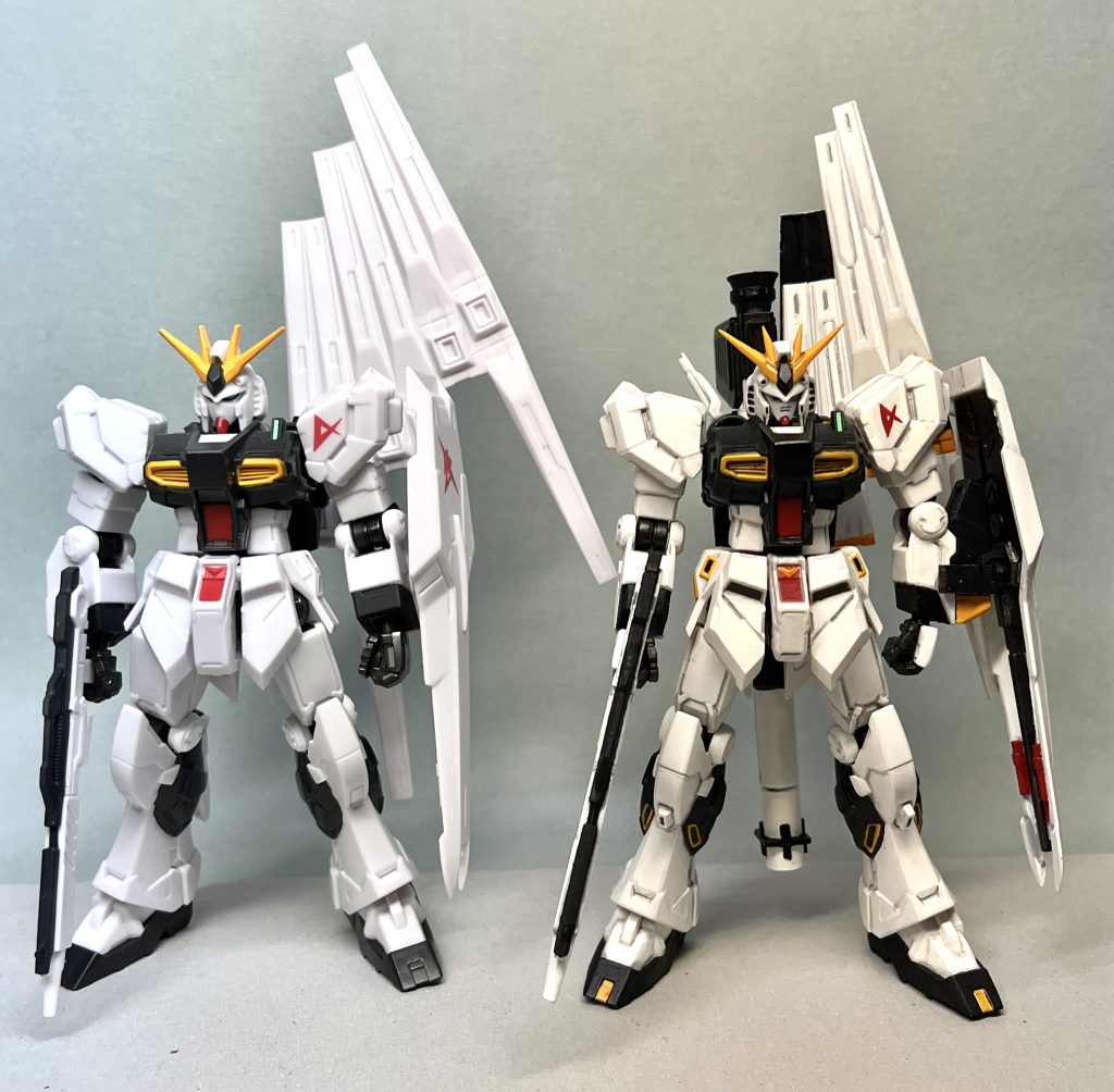 ノーマルとの比較。足首と腰、頭を削り小さくしたのですが、見た目はあまり変わらない。