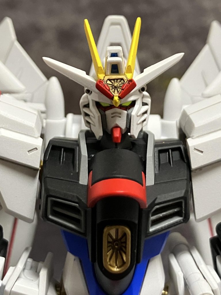 ディスラプターも筆塗りでプルプルと