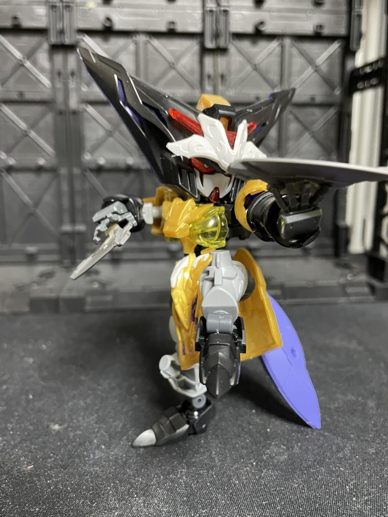 マスターガンダムなので可動性を増やすためにCSフレームを合わせて、狐の尾として30MSのアーマーを合わせてます