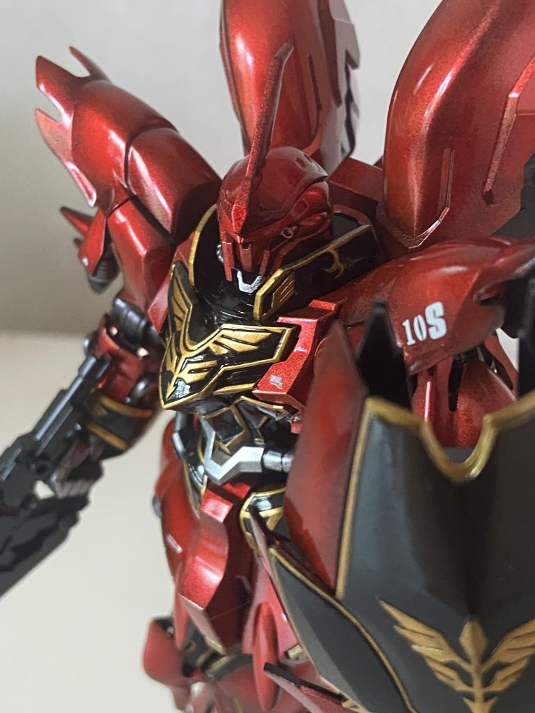 とにかく、エングレービングに泣かされました😭ラッカーの金にエナメルの黒を重ねて、拭き取り方式だったのですが、なんどやり直したことか…いつかクシャトリヤ作りたいから、リベンジ…だな💧