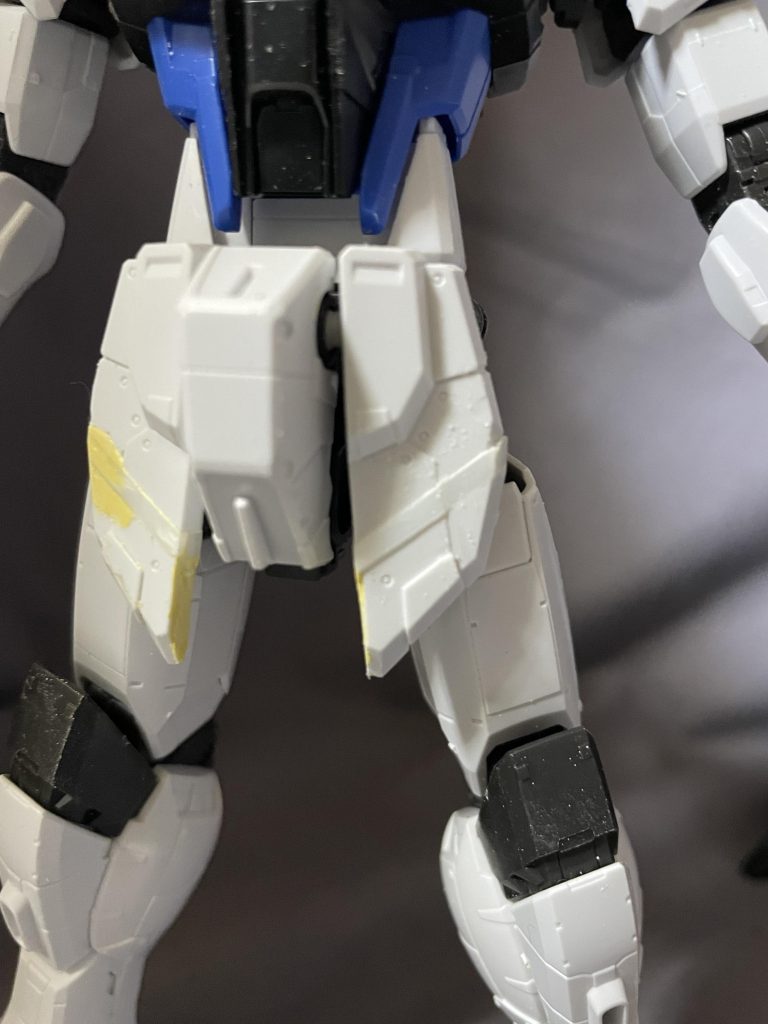 フロントアーマーも3mm延長