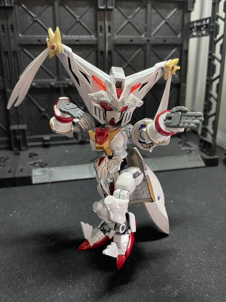 徒手による戦い方もまた得意としている