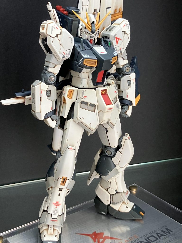 RX-93 νガンダム–3枚目/制作者：量産型３３号