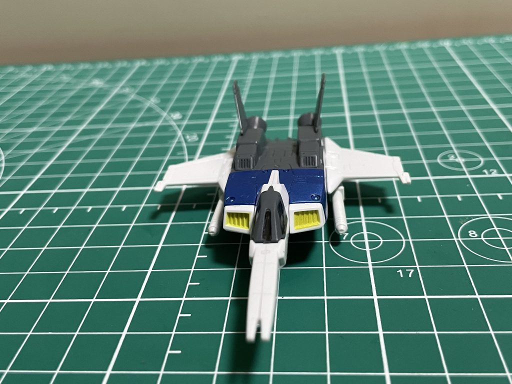 コアファイターも簡単に塗装と塗り分けをしました。