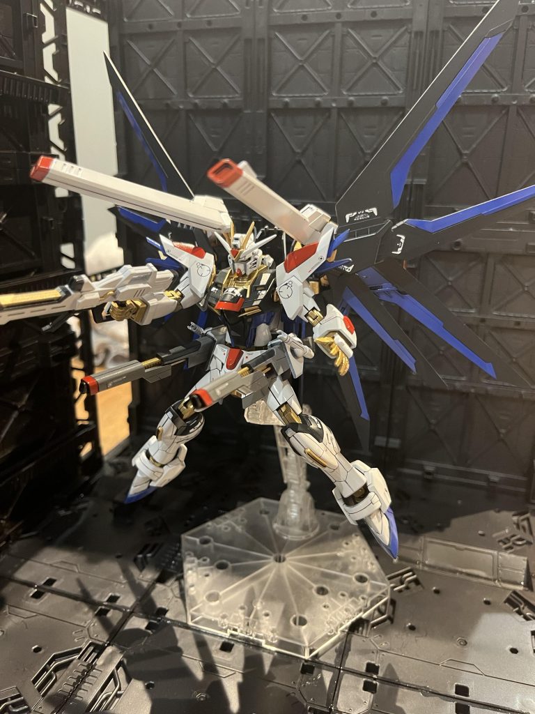 ウイングの塗り分けは心が折れてやめました…