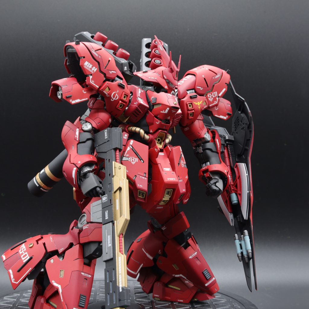 RGサザビー–2枚目/制作者：ポルテーロ