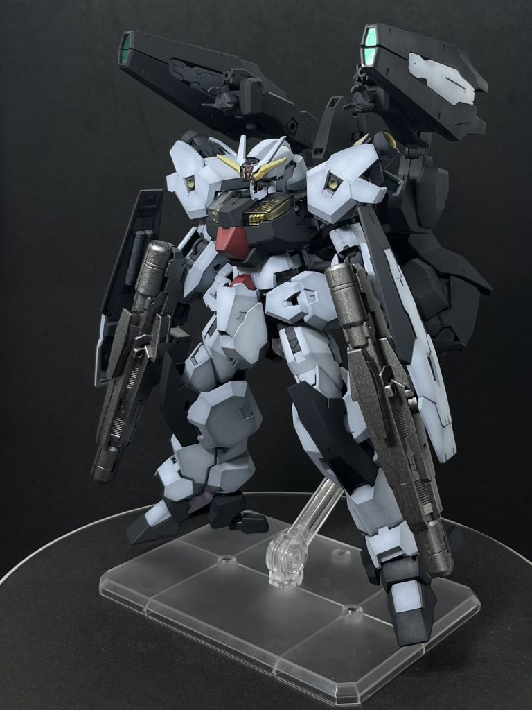 カラーリングは、ヴァーチェ、セラヴィーに寄せています。