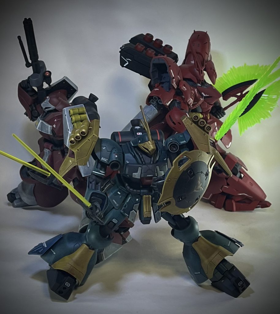 調子に乗って3体で、決めポーズ❗️❗️はぁはぁはぁ、、個人的な衝動にお付き合い頂き感謝です笑最後まで御覧頂きまして誠に有難う御座いました。