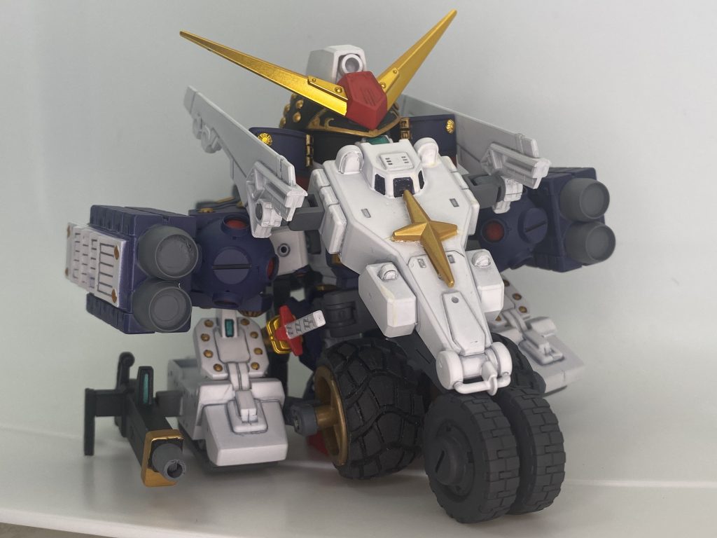 そして、変形!獅子の牙!!