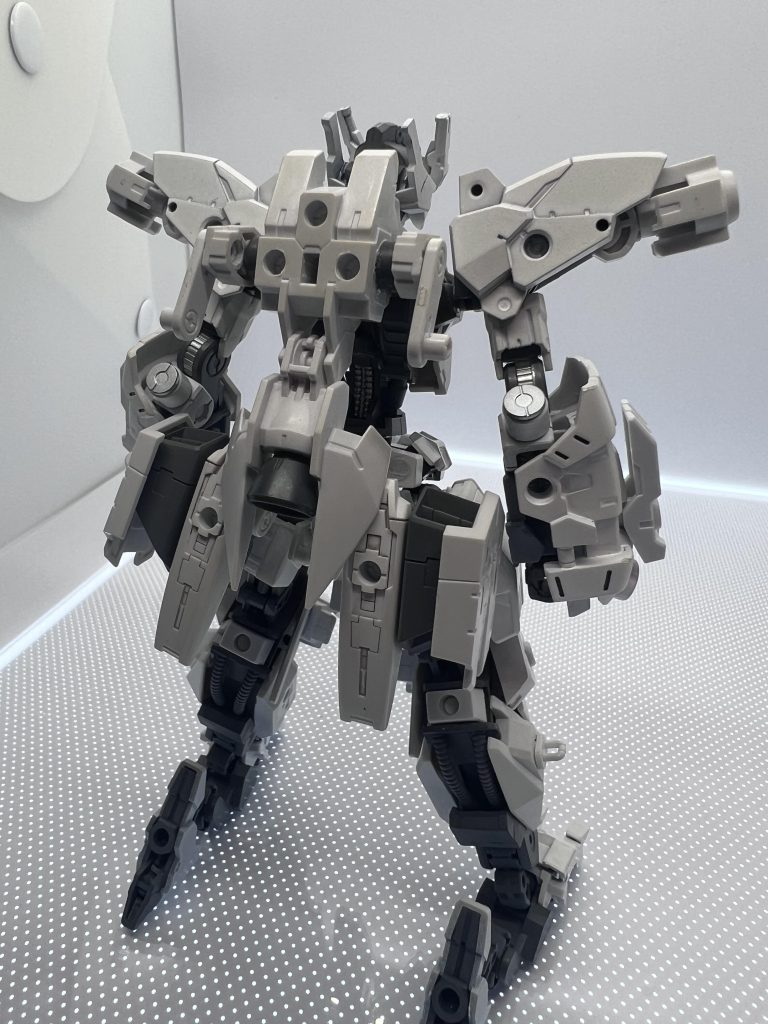 背面はこんな感じ