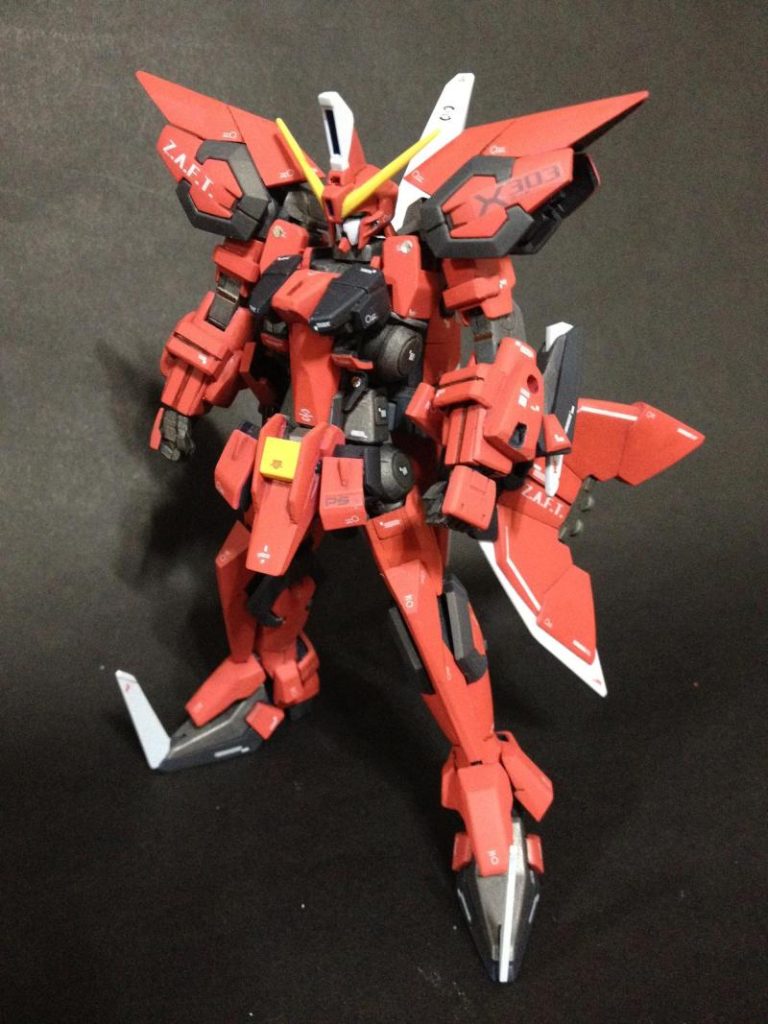 バランスは当時資料だけだったMGイージスを参考下腕の処理とか今見ても酷いですね😓パッと見でそれっぽくなってればヨシ!という自己満足の塊w