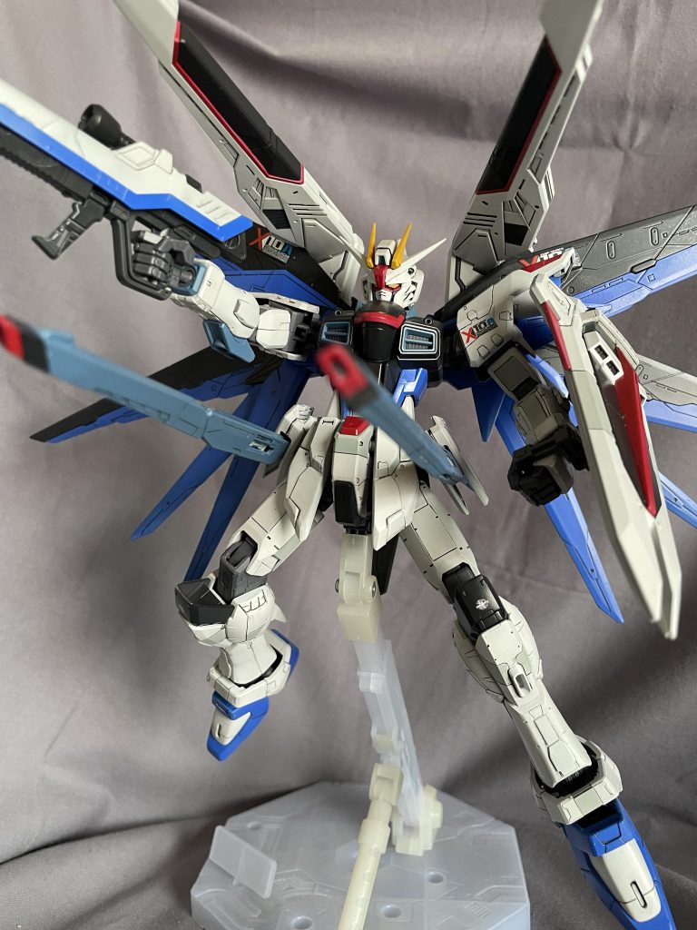 いちおう、フルバーストとか、ひととおりの主要なポーズはとれます🎵