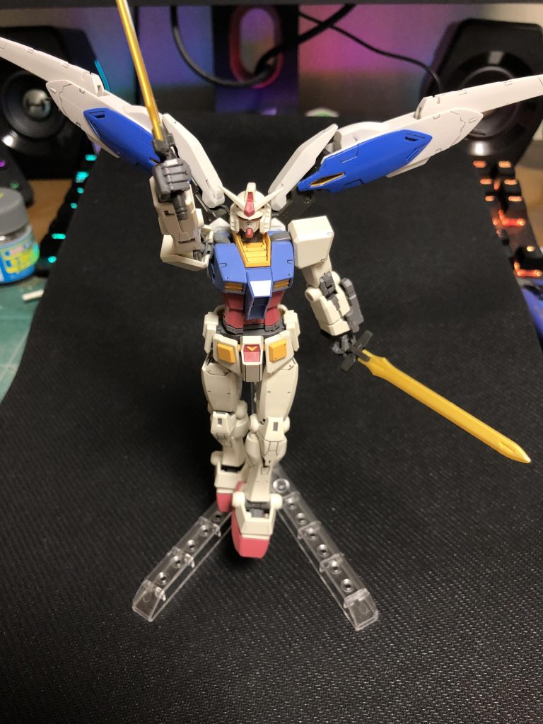 ここまで見てくれてありがとうございます。鉄血ガンダムは魅力的な機体が多く、使いたいパーツがあるけど軸が合わない…そんな問題に対する自分なりの答えを出してみました。第4弾を作る予定はありませんが、またなんか思いついたら投稿していくのでよろしくお願いします。それではまたﾉｼ