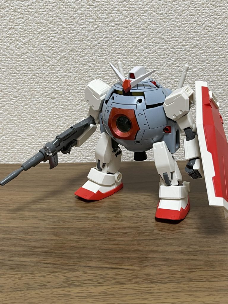 ボールをジャンクで入手したので素組してたガンダムから四肢を移植して作成してます。今回は全塗装ではなく、部分塗装になります。