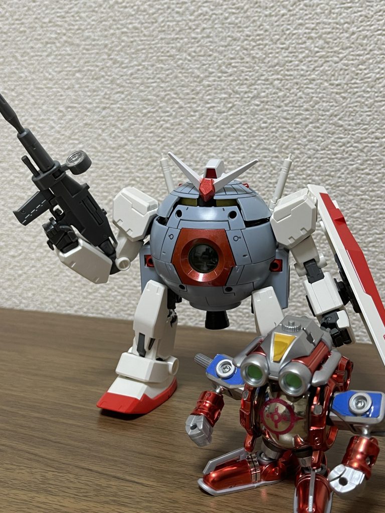 ここまでご覧いただきありがとうございます。元ネタとツーショットです。これをみてボールをいじろうと思いました。可愛い感じにまとめられたかなと思います。