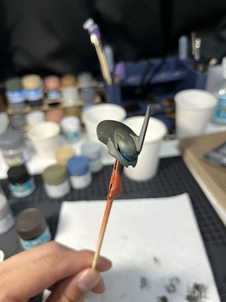 ツノは少し削ってまっすぐにしました。