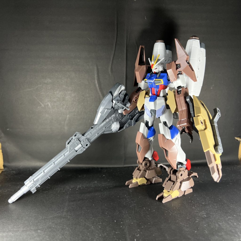 これがミキシングしたてのお姿。使用したきっとはたぶん見たらバレるやつ。ええですやんコトブキヤすっきゃねん。7割BANDAIの3割KOTOBUKIYAです。ライフルだけですが。