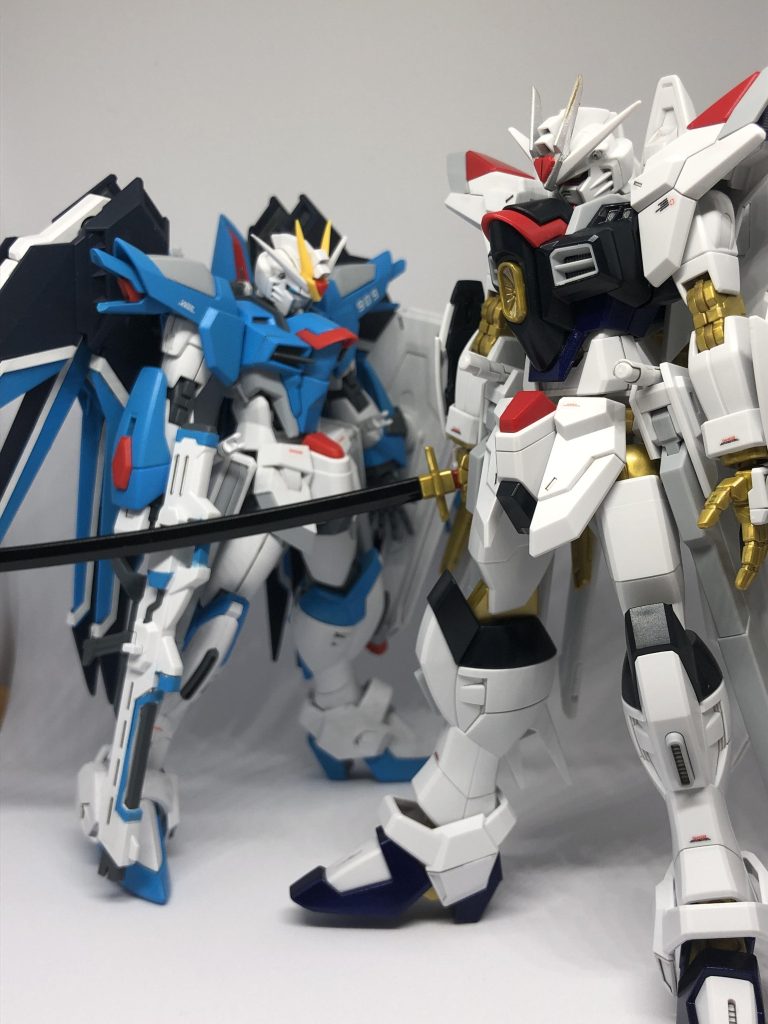 以上です。キットは噂通りの完成度で満足しました。長期休暇内に制作終了でき、良かったです。「SEED FREEDOM」のキットは入手し難いですが、出来が良く組んでいて楽しいため、これからも制作したいと思います。