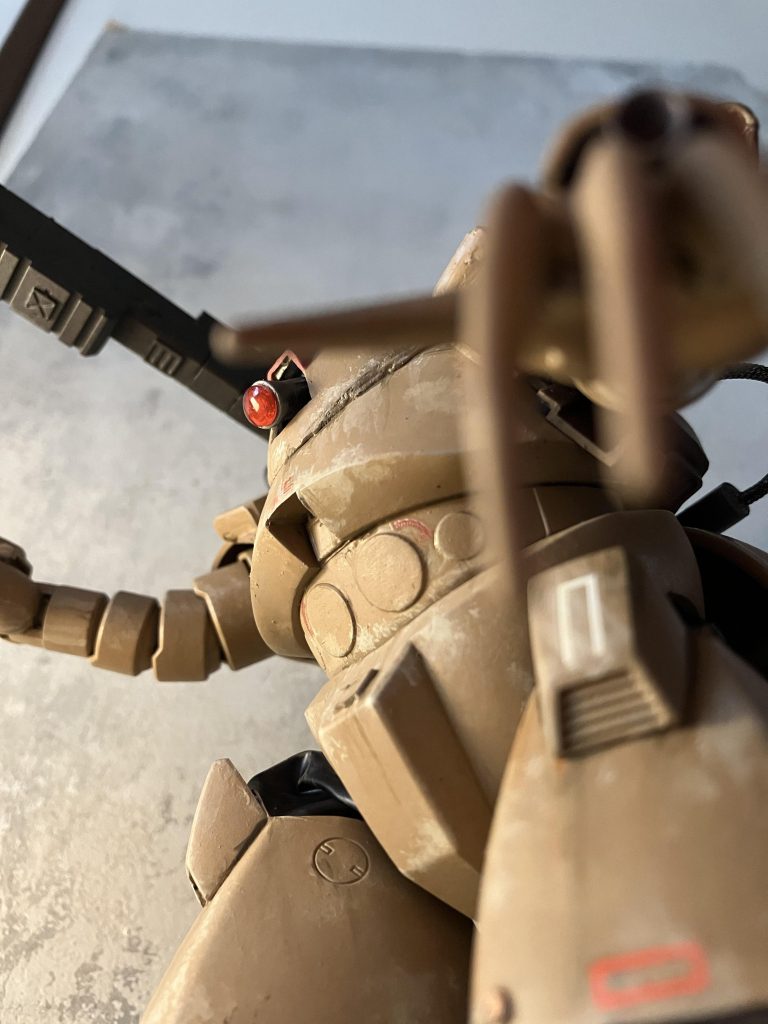 長い妄想設定、すみませんm(_ _)m ってな事でゴッグですが自分として高速移動が出来るゴッグが作りたいなから、こんな形になりましたf^_^;