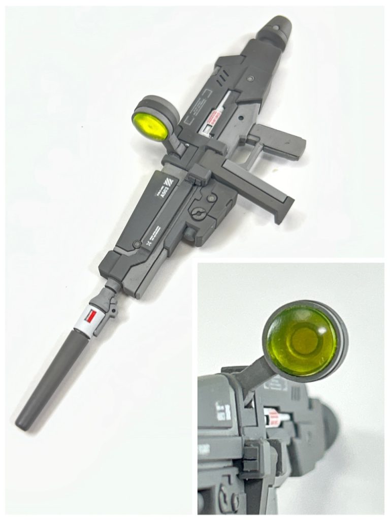 続いてウェポン類。標準武装のビームライフルですが、今回も塗り分け頑張りましたwほんの一部分だけスチールホワイトに塗り分け、赤文字のデカール貼るのが最近のマイブームです。スコープはプラパイプとプラ板の削り出しでスクラッチし、L-9の時と同じように蛍光イエローを吹いたレンズ裏にエッチング貼り付けて立体的に。RX系ビームライフルのスコープ（◯に十時が切ってあるデザイン）って、なんかリアル感に欠ける気がするのは自分だけ？